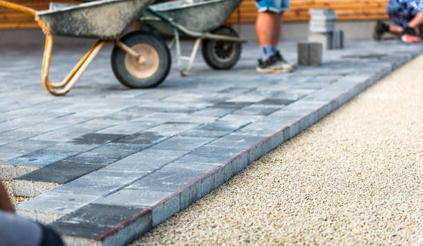 Best Concrete Walkway Installation  in Stro Valley, CA